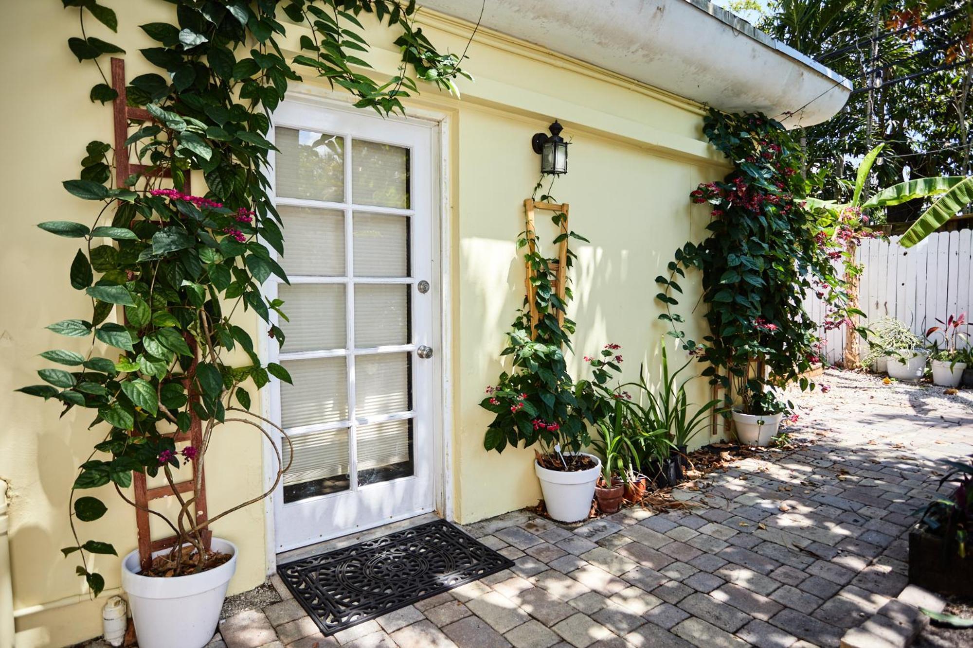 Private Pool Oasis * Miami
